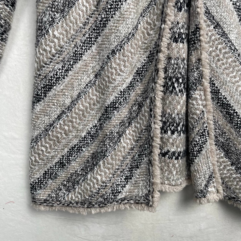 Chico's 2 (Women's Large) Grey Pattern Long Sweater Cardigan, Wool Blend - Picture 9 of 15
